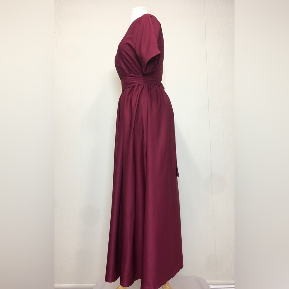 🔹 Red Long Dress - Picture 3 of 6